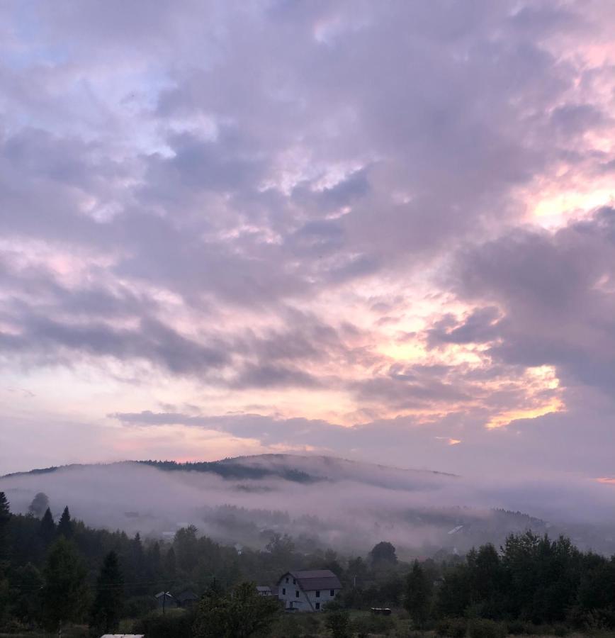 Belvedere-Karpaty-Panorama Skhidnytsia Luaran gambar