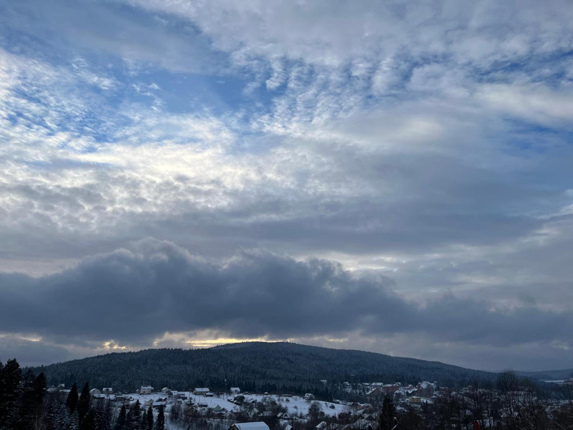 Belvedere-Karpaty-Panorama Skhidnytsia Luaran gambar